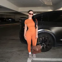A600ST   Summer New Solid Color Round Neck Short-sleeved T-shirt Top Slim-fit High Waist Trousers Women's Suit main image 2