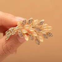 New Style Brooch Women's High-end Zinc Alloy Niche Corsage Fresh And Sweet Clothing Accessories Clothing Accessories main image 4