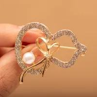 New Style Brooch Women's High-end Zinc Alloy Niche Corsage Fresh And Sweet Clothing Accessories Clothing Accessories sku image 20