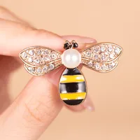 New Style Brooch Women's High-end Zinc Alloy Niche Corsage Fresh And Sweet Clothing Accessories Clothing Accessories sku image 22