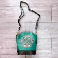 New Ethnic Style Vertical Crossbody Mobile Phone Bag Composite Leather Women's Bag Retro Style Shoulder Women's Bag sku image 4