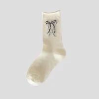 Wholesale  New New Ins Heel Bow Boneless Mid-Calf Socks Breathable Women's Socks Can Be Worn In All Seasons sku image 3