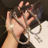 Short Ins Luxury Metal Clip Diamond Sparkling Mobile Phone Lanyard Women's Geometric Pattern Soft Rubber Jewelry Accessories main image 1