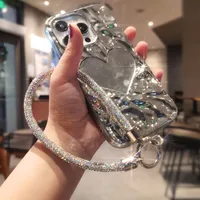 Short Ins Luxury Metal Clip Diamond Sparkling Mobile Phone Lanyard Women's Geometric Pattern Soft Rubber Jewelry Accessories main image 4