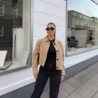 Fashionable Short Leather Jacket Women's Elegant Style With Big Pockets Polyester Fabric Long Sleeve Pure Color Outerwear main image 2