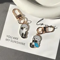 Adorable Alloy Water Vole Keychain Pendant Realistic Animal Themed Sweet Hanging Decoration Accessory New Style Jewelry main image 2