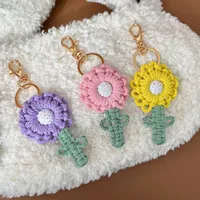 Handwoven Daisy Keychain Pendant Simple Nordic Style Backpack Flower Bag Gift Cotton Rope Material No Pattern Design Feature main image 2