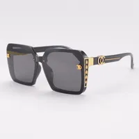 Elegant Ladies Square Sunglasses Versatile Casual Travel Vacation Beach Street Fashion High End Vintage PC UV400 Lenses main image 5