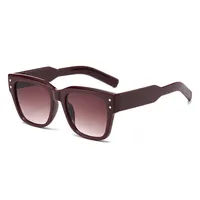 Stylish Large Frame UV Protection Sunglasses Trendy Street Snap  Fashionable Glasses For Men And Women sku image 5