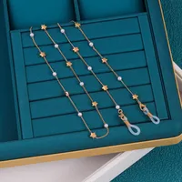 European Style Anti-Slip Necklace Eyeglass Chain Pearl Heart Shaped Mask Chain Hanging Neck Gadget Sensation Fashion Accessory sku image 2