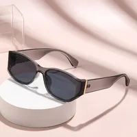 Retro High-End Cat Eye Sunglasses UV Protection Round Face Suitable Fashionable Travel Driving Unisex Square Frame Sun Glasses main image 2