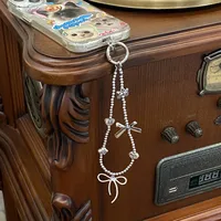 Silver Butterfly Knot Beaded Phone Chain New Ins Girl Ccd Lanyard Bag Pendant Cool Original Design Minimalist Style main image 4