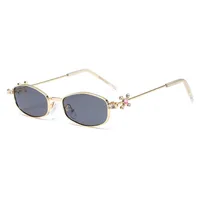 Fashionable Diamond Alloy Arm Sunglasses Women's Luxury Jewelry OnRing Eyewear Oval Frame Full Frame Hexagonal And Circular Design sku image 1