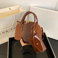 Elegant Shell-Shaped Handbag Women's Crossbody Shoulder Bag  Spring Crocodile Pattern High Quality Textured Mother And Child Bag sku image 3