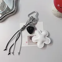 New Miniature Flower Keychain Leather Bag Carriage Creative Pendants Women's Simple Design Handbag Accessories main image 4