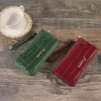 Dual-Use Large Capacity Women's Wallet Retro Fashion Crocodile Pattern Multifunctional Tote Fashion Solid Color Polyester Lining Material main image 2