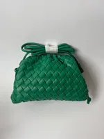 Sweet Cloud-Shaped Women's Cross-Body Bag Fashion Handbag Dumpling Bag Leisure Travel Pu Material Lock Closure Small Size sku image 6