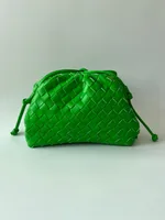 Sweet Cloud-Shaped Women's Cross-Body Bag Fashion Handbag Dumpling Bag Leisure Travel Pu Material Lock Closure Small Size sku image 17