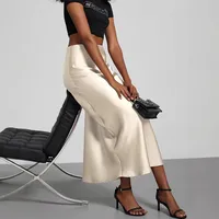 Elegant Black Satin Mini Skirt Fashionable Ladies High-End Unique Beautiful Skirt Fashionable Urban Commuter main image 4