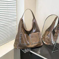 Large Size Retro Oil Leather Rivet Decorated Tote Bag Women's Single Shoulder Bag Casual Pure Color Dumpling Shape Street Style sku image 4