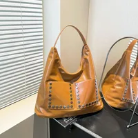 Large Size Retro Oil Leather Rivet Decorated Tote Bag Women's Single Shoulder Bag Casual Pure Color Dumpling Shape Street Style sku image 5