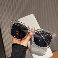Fashion Women's Square Chain Sunglasses Thin Looking Fashion Glasses Chic Feeling Travel Style Sunscreen Brown Black main image 4