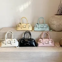 Women's Pu Leather Solid Color Streetwear Square Zipper Shoulder Bag main image 1