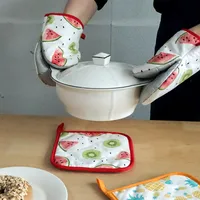 Microwave Oven Gloves Household Kitchen Heat Insulation Gloves Heat Proof Mat Baking Oven Gloves main image 2