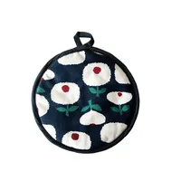 Microwave Oven Gloves Nordic Style Cotton Fabrics Printing Baking Insulation Gloves Heat Proof Mat Oven Gloves sku image 7