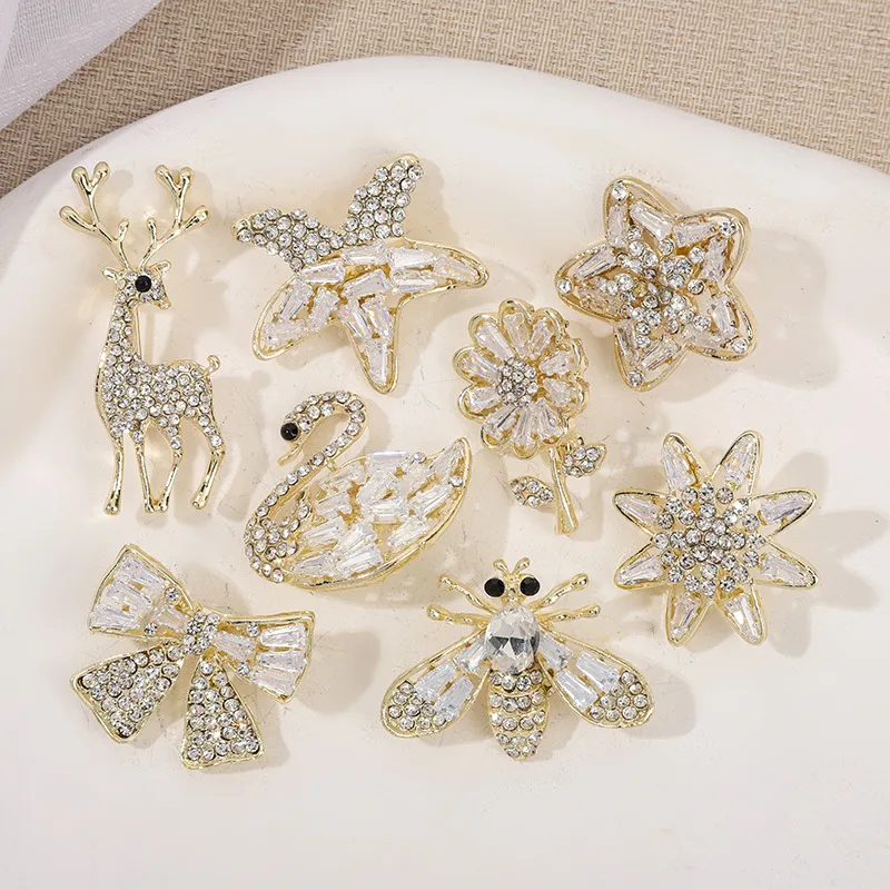 Simple Style Insect Flower Bow Knot Alloy Inlay Zircon Women's Brooches