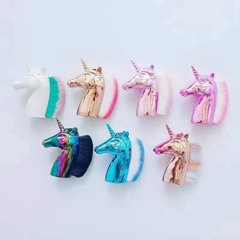Cute  Plastic Metal Nail Brush 1 Piece