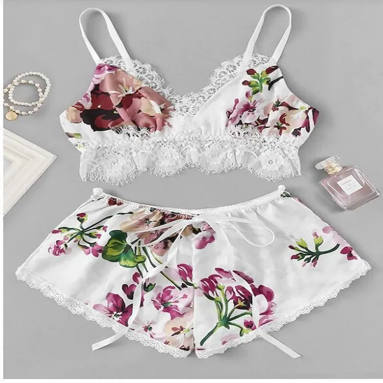 Daily Women's Elegant Lady Flower Imitated Silk Polyacrylonitrile Fiber Shorts Sets Pajama Sets