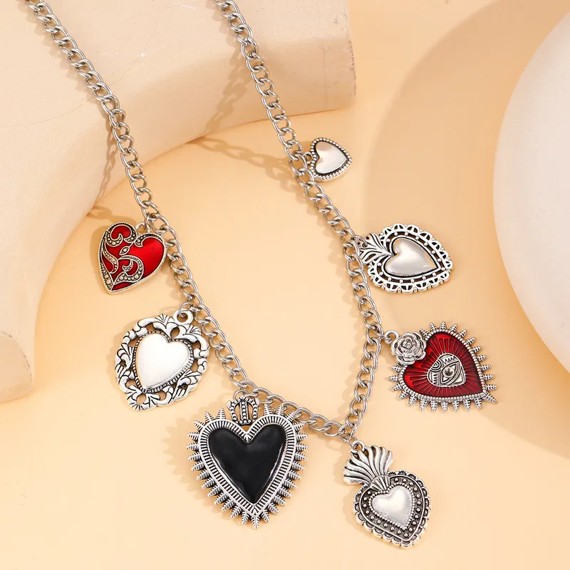 Vintage Style Heart Shape Alloy Plating Women's Multi Charms Necklace