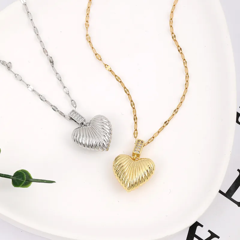 Wholesale Jewelry Sweet Heart Shape 304 Stainless Steel Copper Zircon 18K Gold Plated Plating Inlay Pendant Necklace