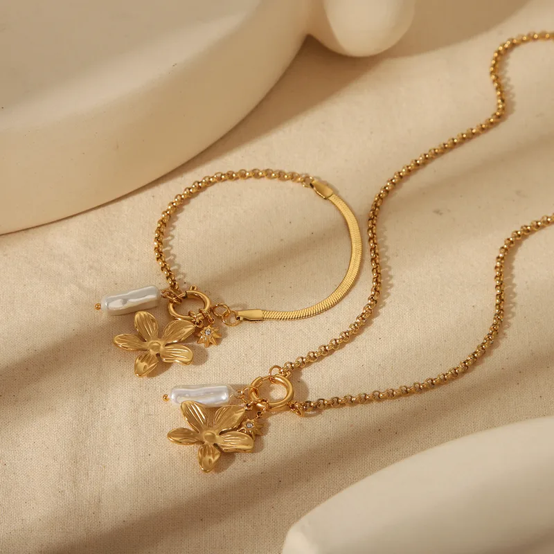 Wholesale Jewelry Vintage Style Commute Eight-pointed Stars Flower 304 Stainless Steel Shell 18K Gold Plated Inlay Jewelry Set