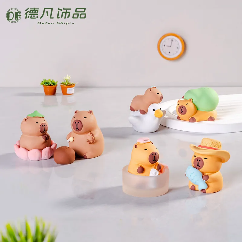 Cartoon Capybara Resin Statue Cute Animal Cream Gel Solid Color Miniature Landscape Table Decorations Plastic Crafts