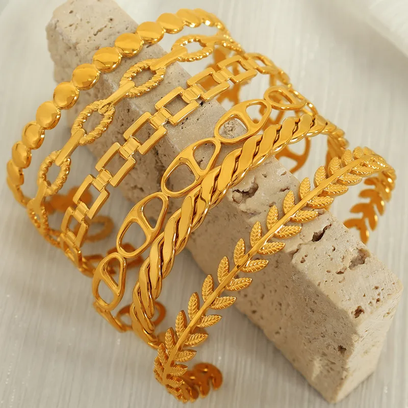 Titanium Steel 18K Gold Plated IG Style Cool Style Plating Circle Waves Bangle