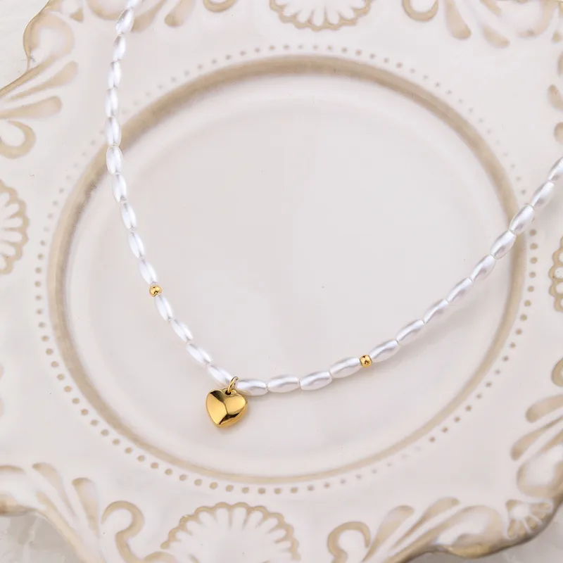 Freshwater Pearl 18K Gold Plated Simple Style Heart Shape Pendant Necklace