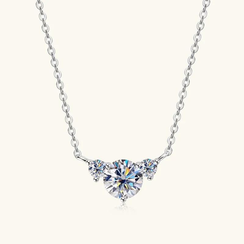 925 Sterling Silver Moissanite Inlay Heart Shape Pendant Necklace