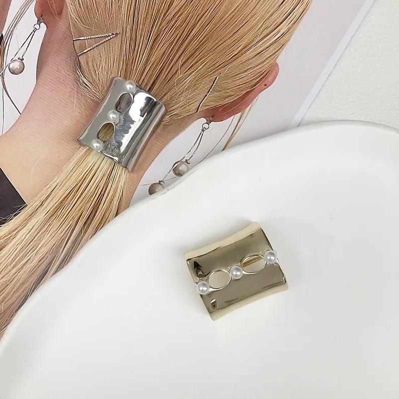 Women's Basic Simple Style Classic Style U Shape Alloy Plating Inlay Artificial Pearls Hair Clip Hair Hook