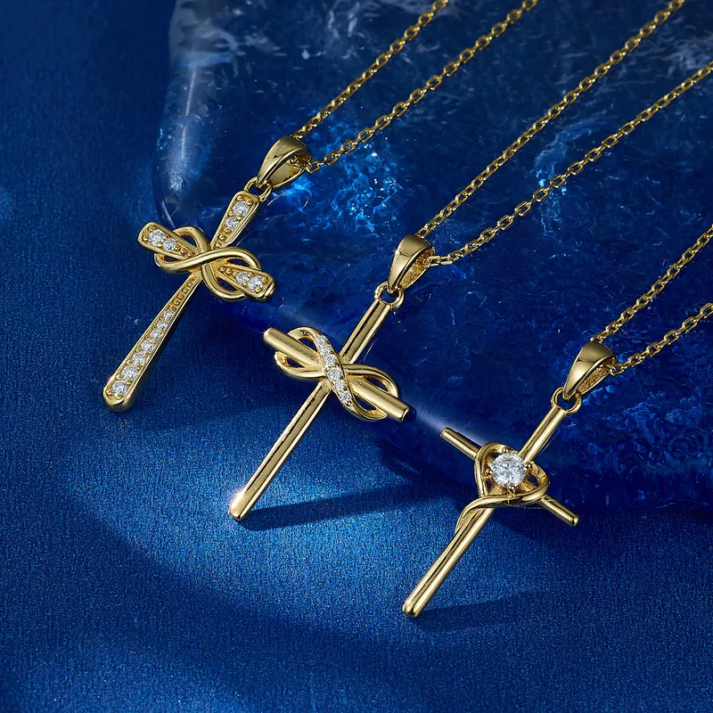 Sterling Silver White Gold Plated Gold Plated Simple Style Classic Style Inlay Cross Moissanite Pendant Necklace