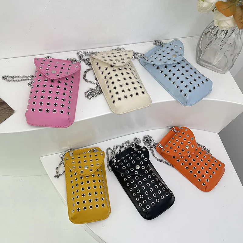 Women's Small Pu Leather Solid Color Streetwear Square Magnetic Buckle Phone Wallets