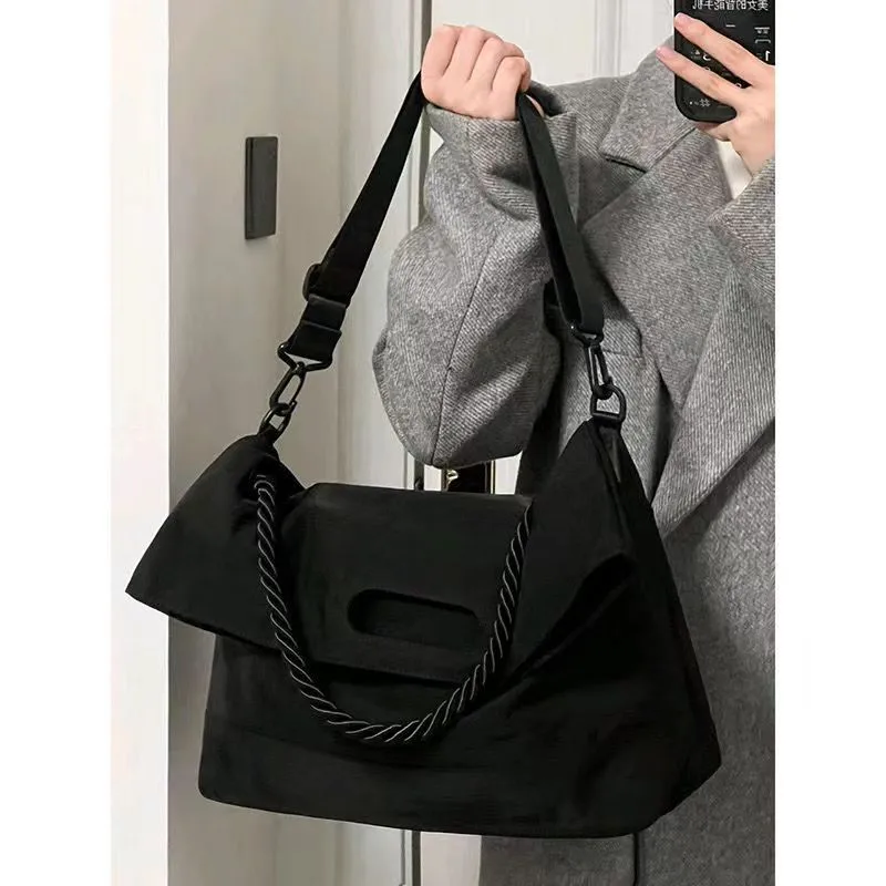Large Capacity Bag Women's  Spring And Summer New Broadband Crossbody Bag High-end  Messenger Bag Commuter Tote Bag