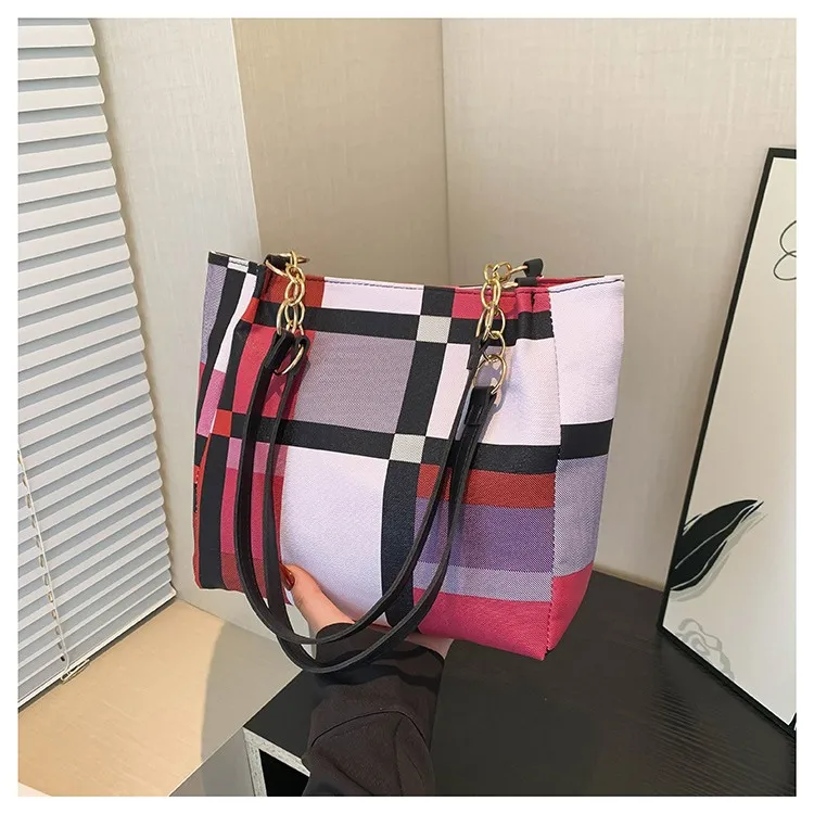 New Elegant Fashion Design Shoulder Crossbody Stylish Solid Color Retro Fresh Underarm Texturized Tote Bag