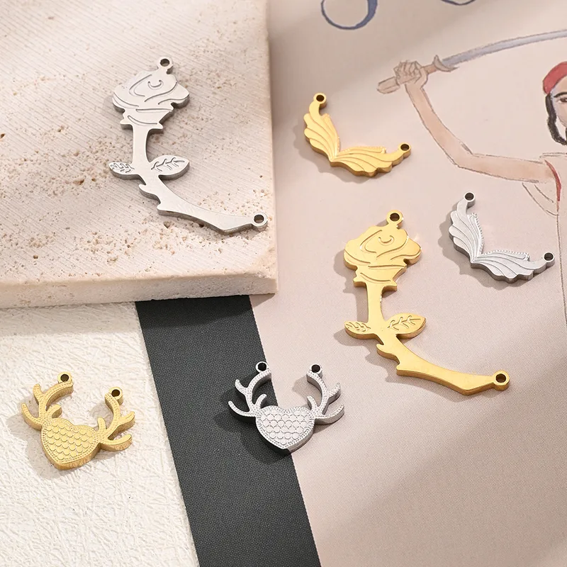 Best Seller In Europe And America Creative DIY Ornament Accessories Vacuum Electroplating Plum Blossom Antlers Angel Wings Rose Connector In Furnace