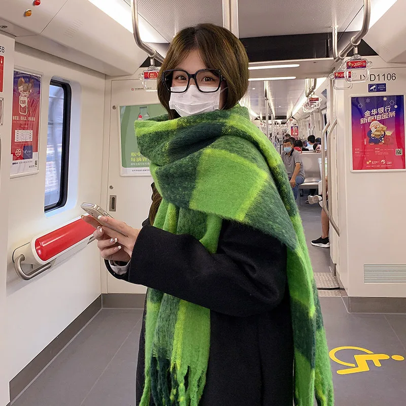 Green Big Mao Plaid Scarf Women's Autumn And Winter Korean Style Japanese Style  Thickened Warm Atmosphere  Fashionable Scarf