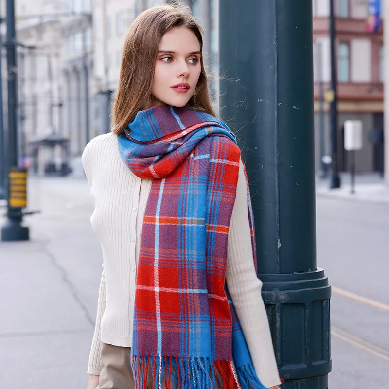 Women's Basic Plaid Polyester Tassel Scarf