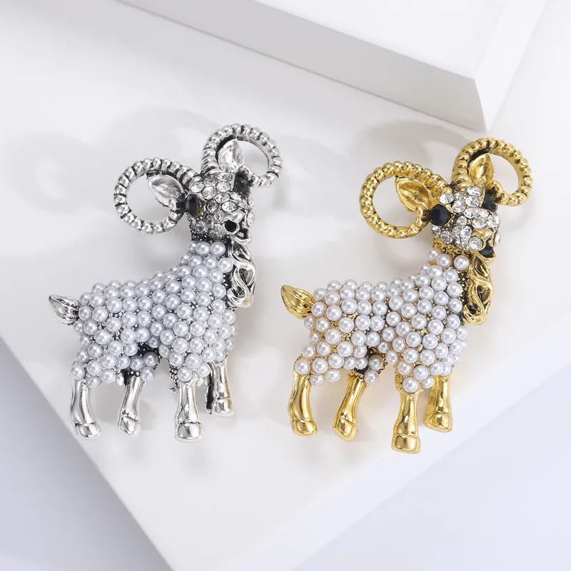 Simple Style Classic Style Sheep Alloy Women's Brooches