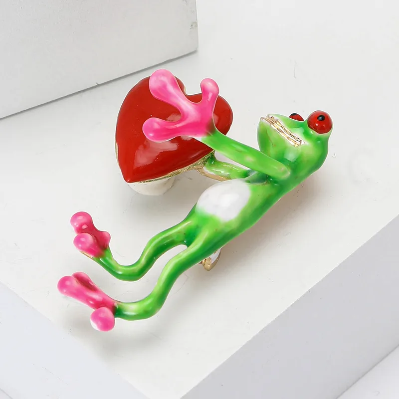 Funny Heart Shape Frog Alloy Enamel Unisex Brooches