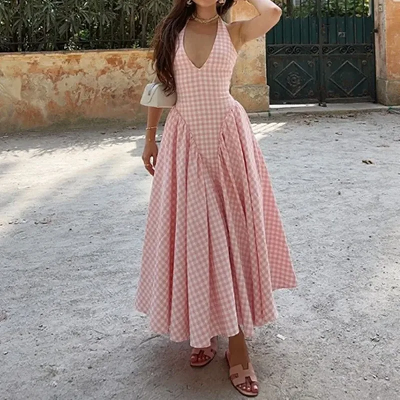 Elegant French Style V-neck Dress Spring New Sleeveless High Waist Print A- Line Skirt Ladies Fashion Halter